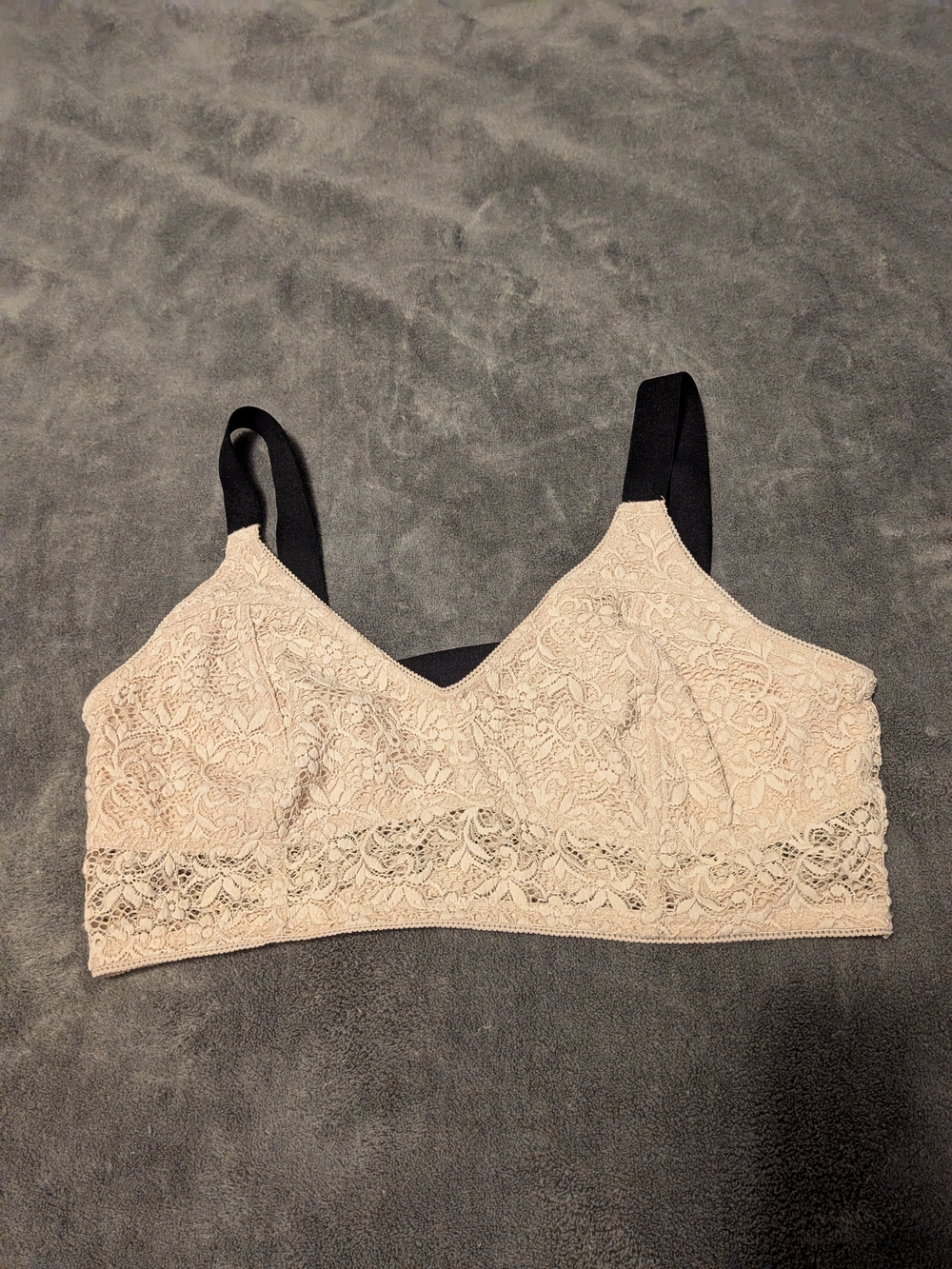 Colsie Lace Bralette in Light Pink with Black Straps